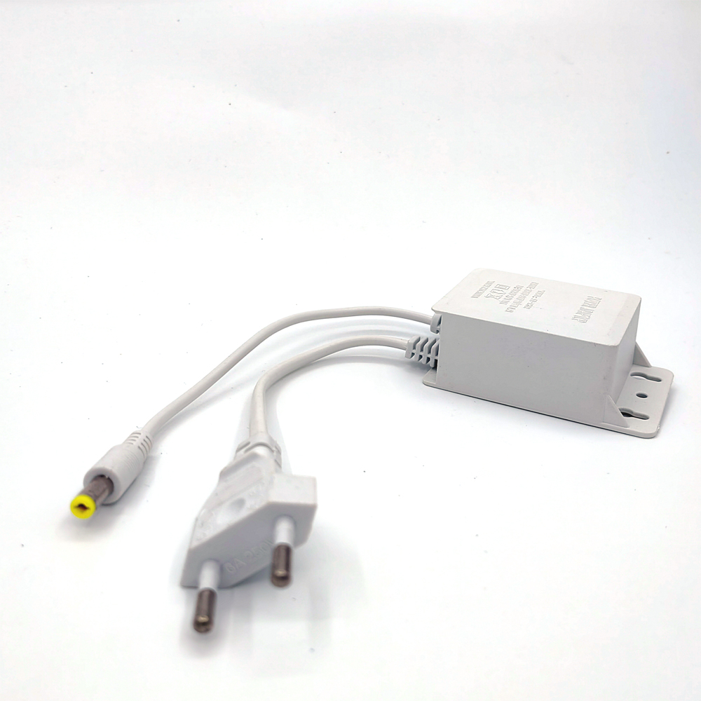 Białe wejście AC 100-240 V DC  – Outdoor Power Adapter recenzja i cena
